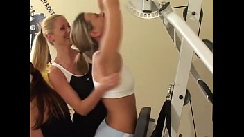 Tickling Workout Gang Girl FF/F