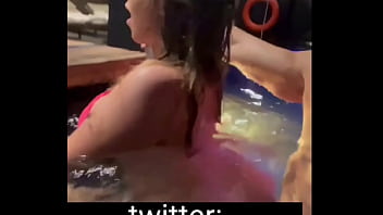Cogiendo a pelo con un macho que encontre en la piscina del hotel en uruguay